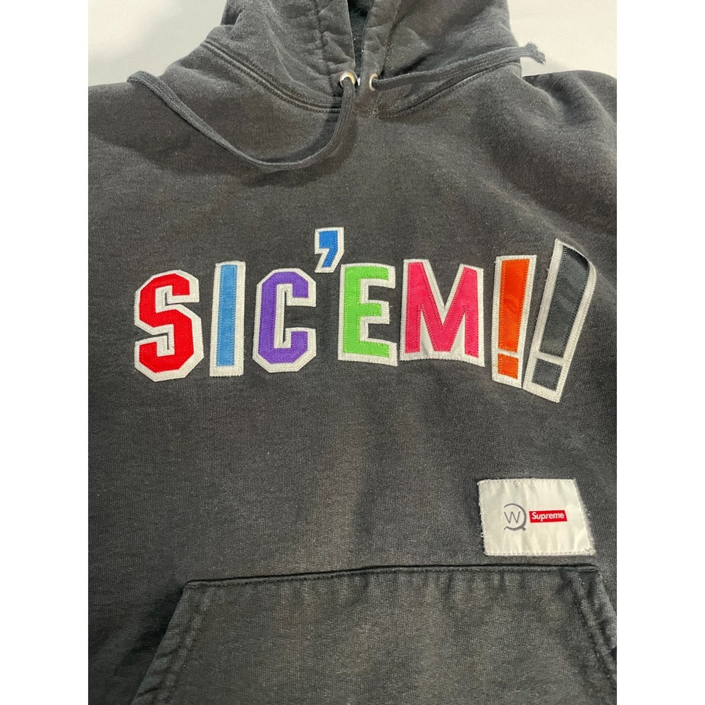 SUPREME × WTAPS Sic'em! Hooded Sweatshirt Men's Size M Black - Picture 2 of 16